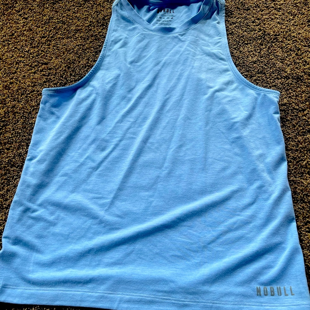 Nobull Womens high neck tank.